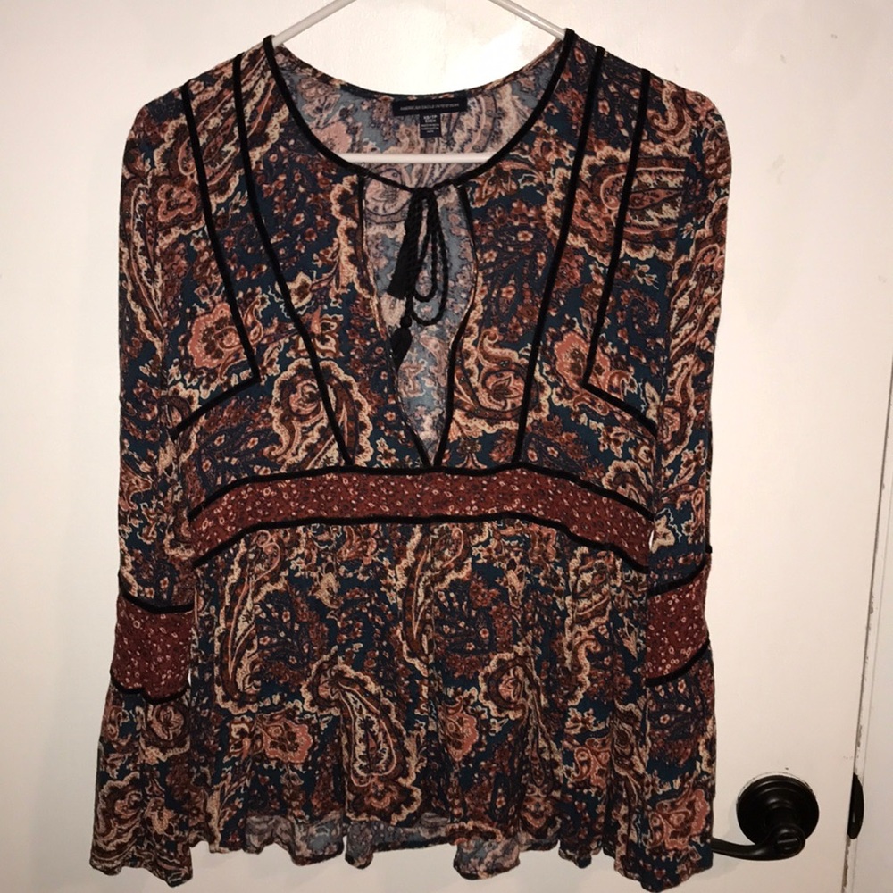 American Eagle top